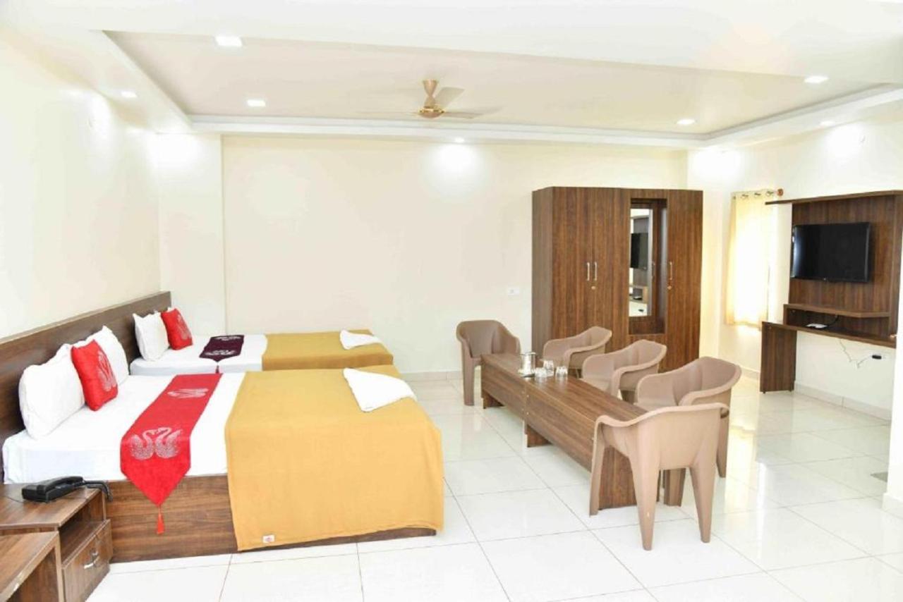 Готель Ssr Residency Mandya Екстер'єр фото