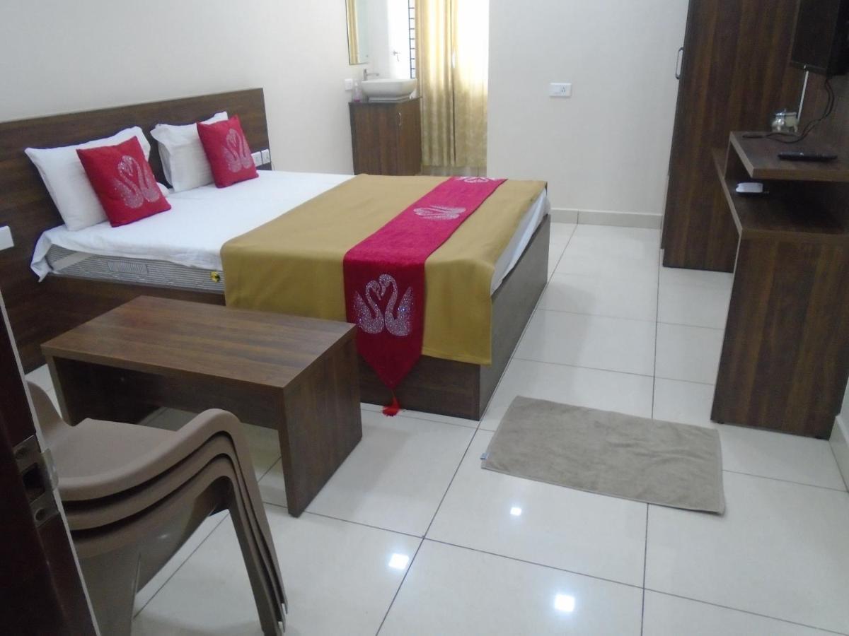 Готель Ssr Residency Mandya Екстер'єр фото